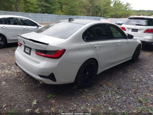 BMW 330 XE DRIVE* PLUG IN, снимка 4 - Автомобили и джипове - 56365119