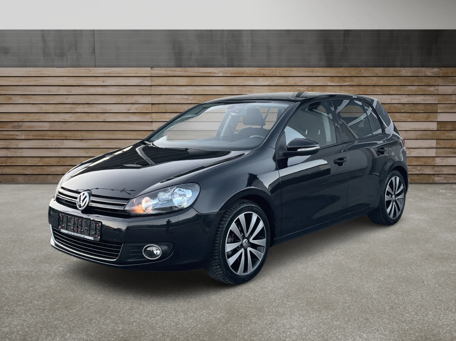 VW Golf 1.4TSi DSG Highline НАПЪЛНО ОБСЛУЖЕН НОВИ ГУМИ, снимка 1
