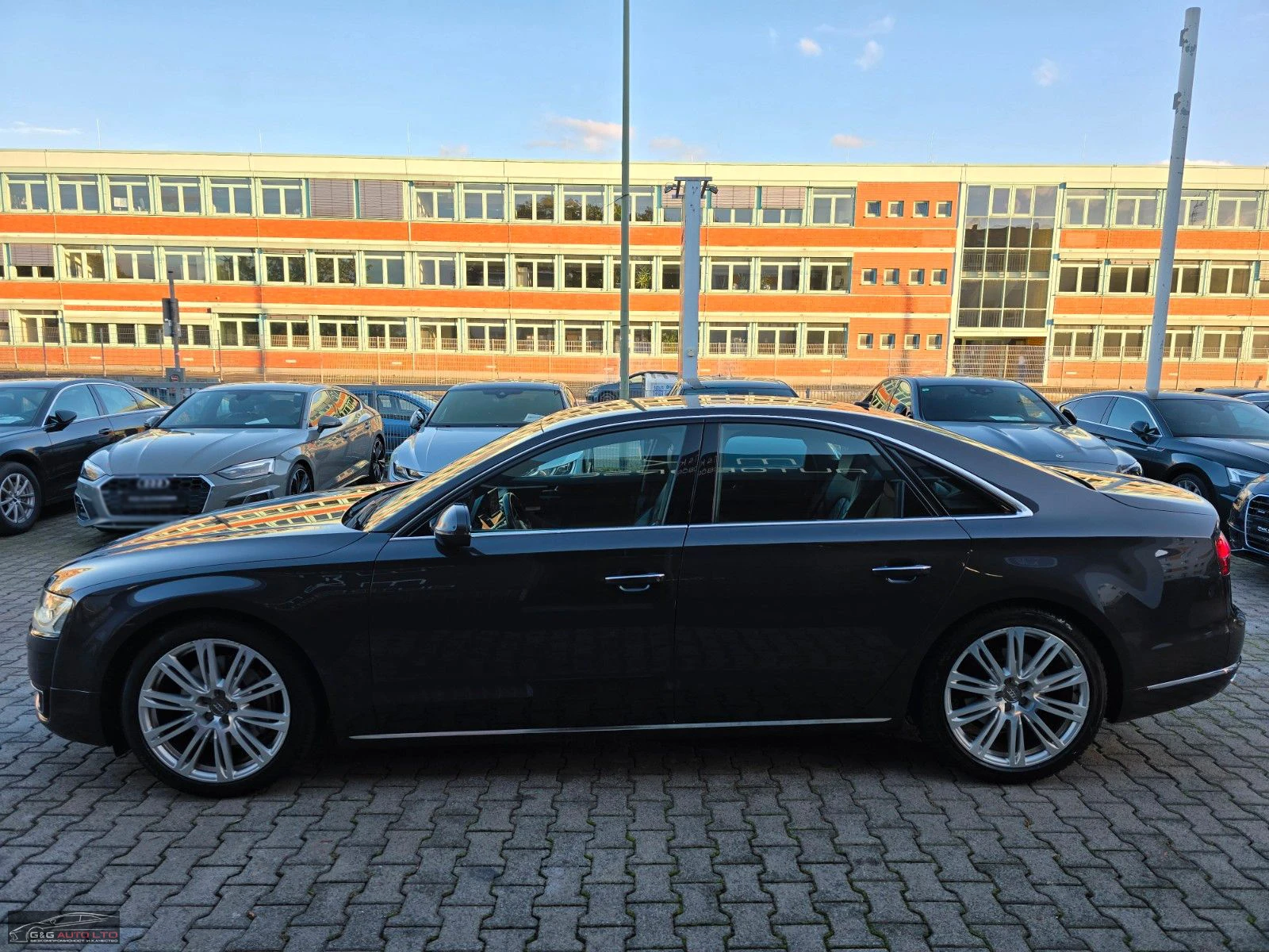 Audi A8 3.0TDI/QUATTRO/262HP/AMBIENT/LED/CAM/NAVI/ACC/432b - изображение 4