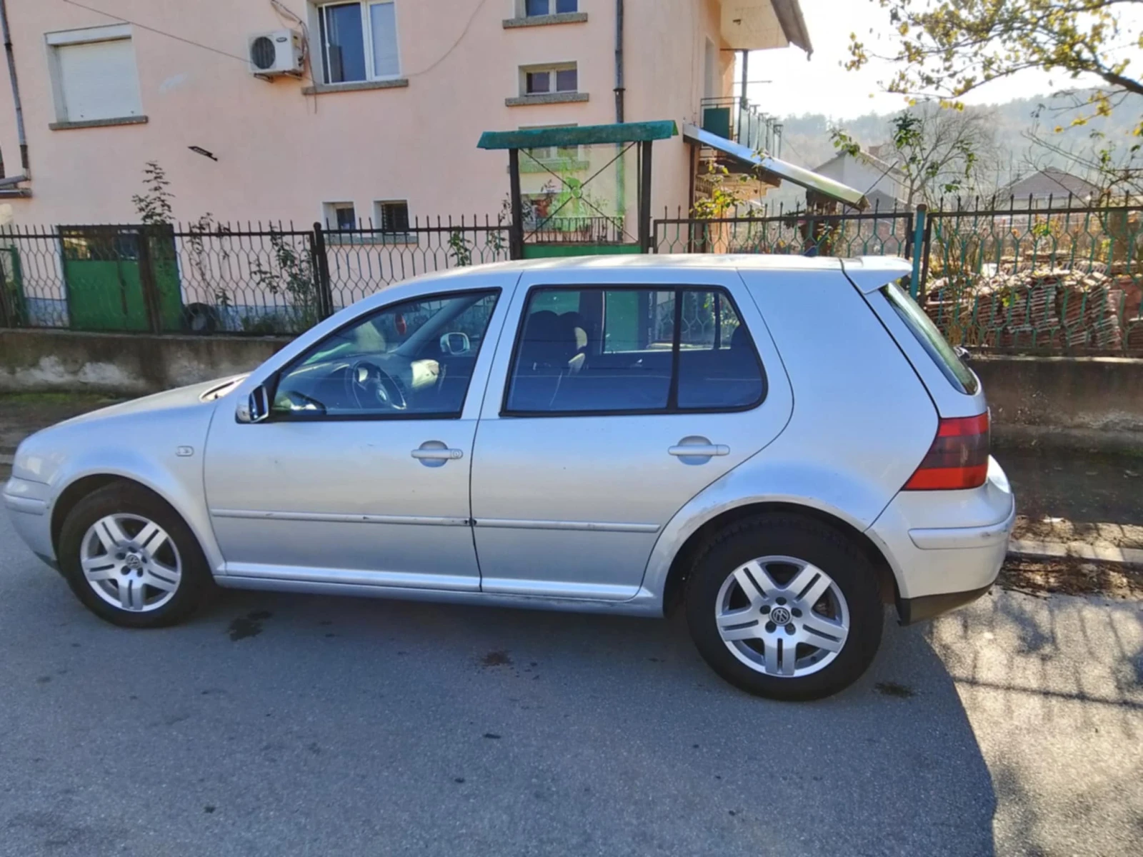 VW Golf  - изображение 8