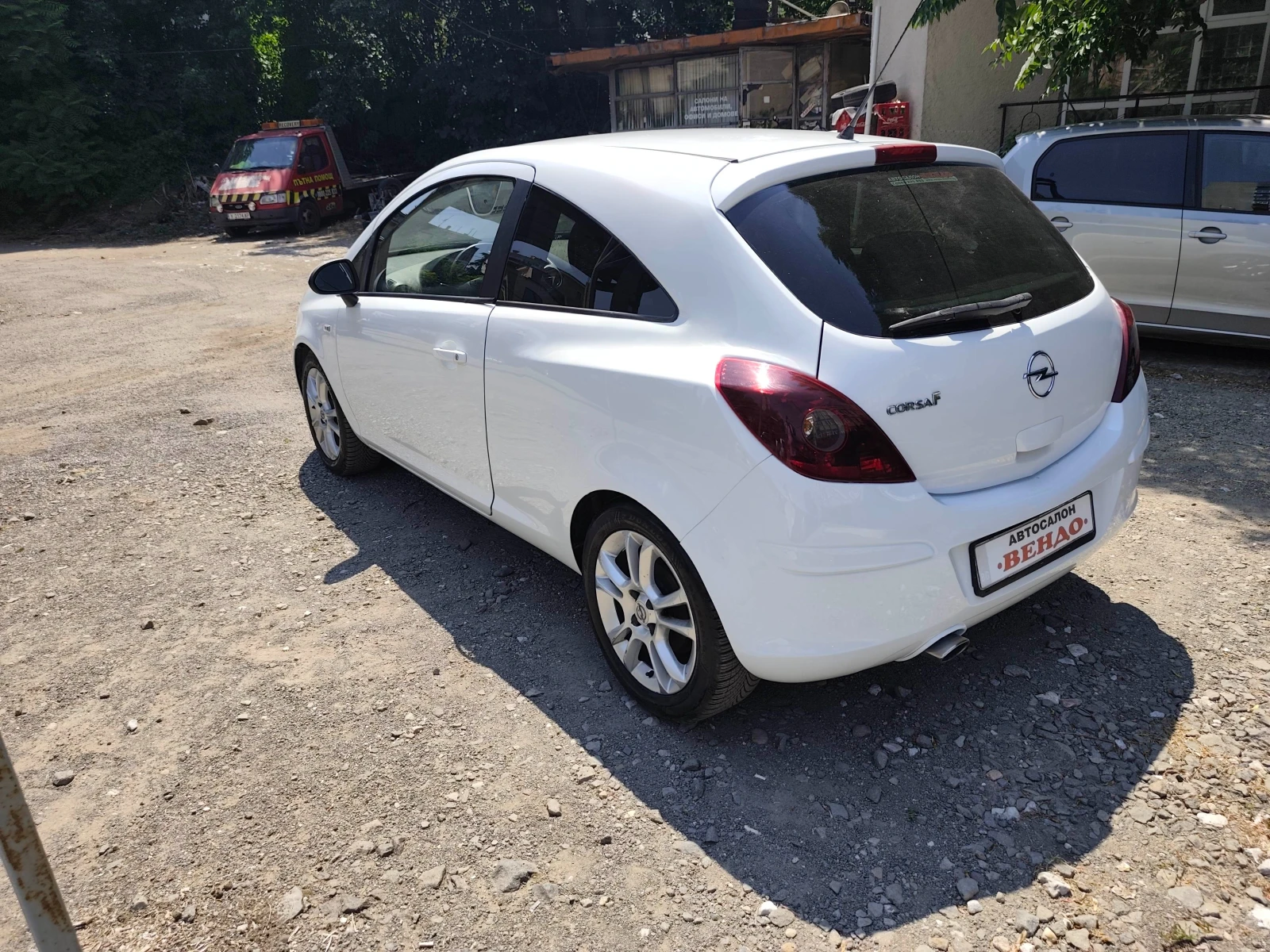 Opel Corsa 1, 4i/gas - изображение 9