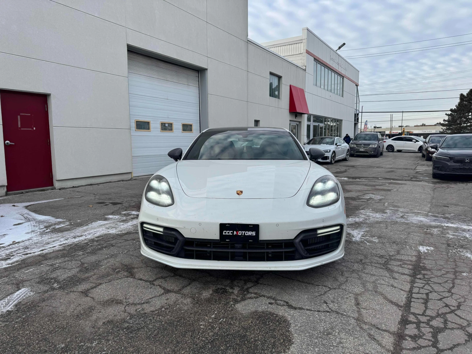 Porsche Panamera * * CARFAX * * АВТО КРЕДИТ * *  - изображение 2