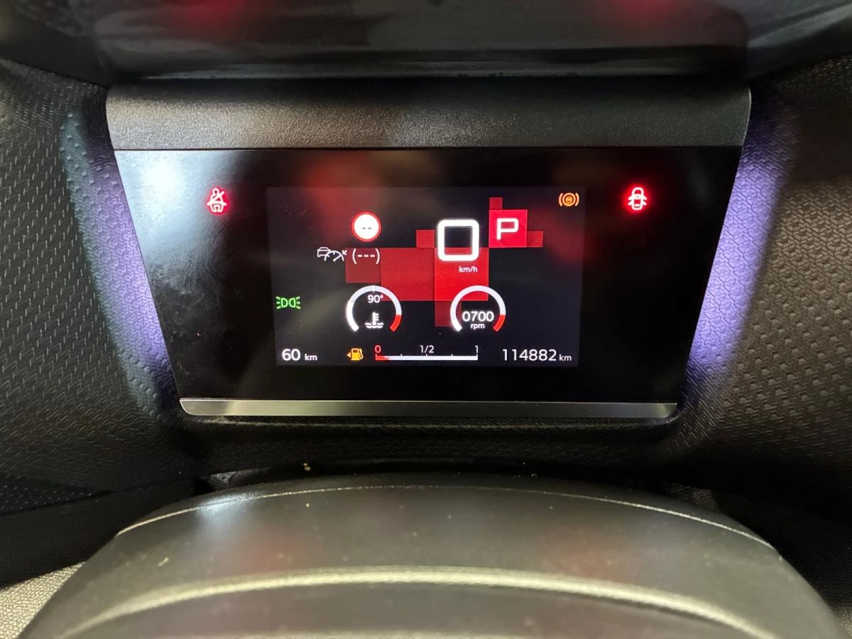 Citroen C4 SHINE PURETECH EAT8 155, снимка 10 - Автомобили и джипове - 53829552