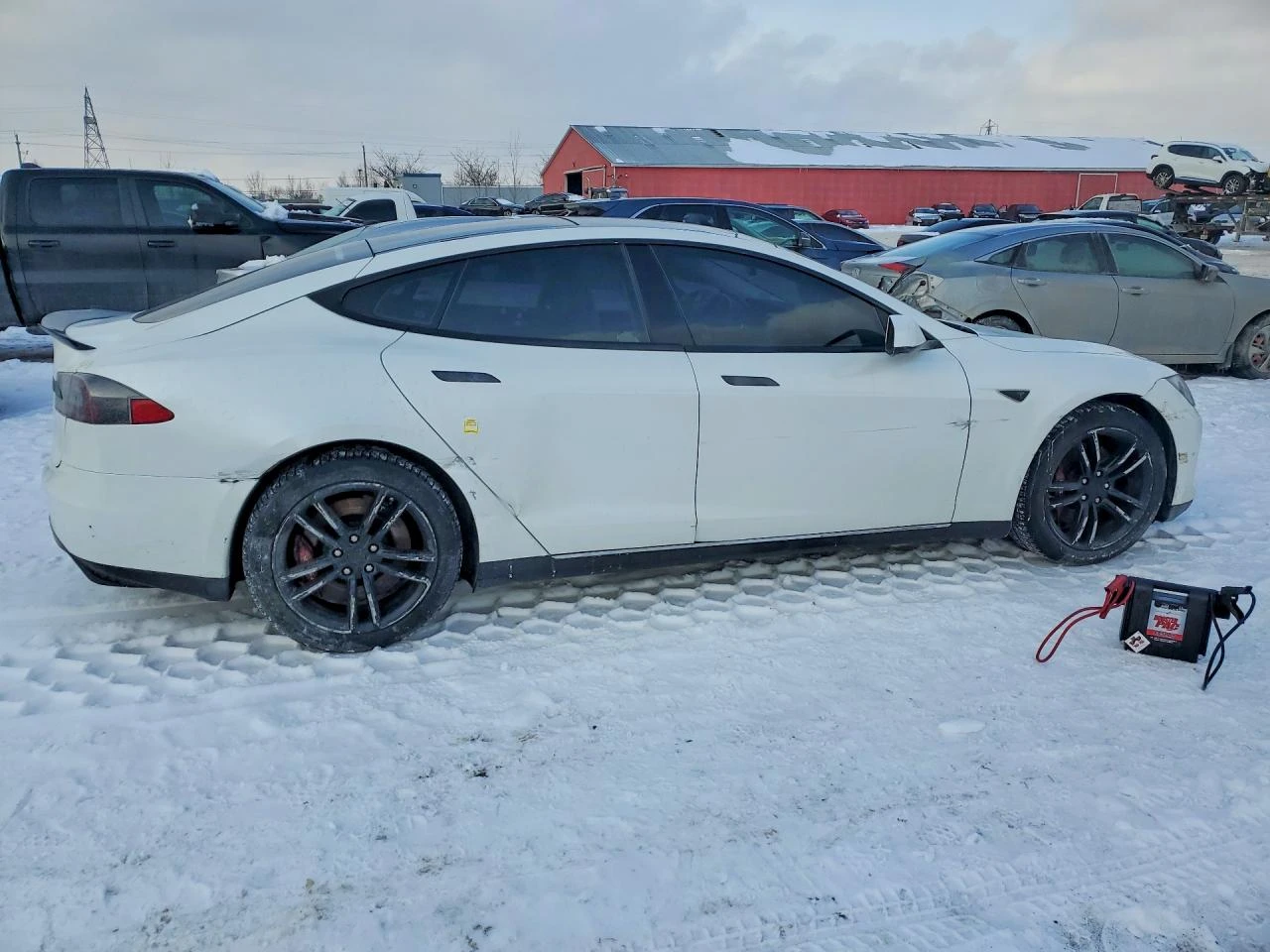 Tesla Model S 85 4Dr, снимка 3 - Автомобили и джипове - 54129438