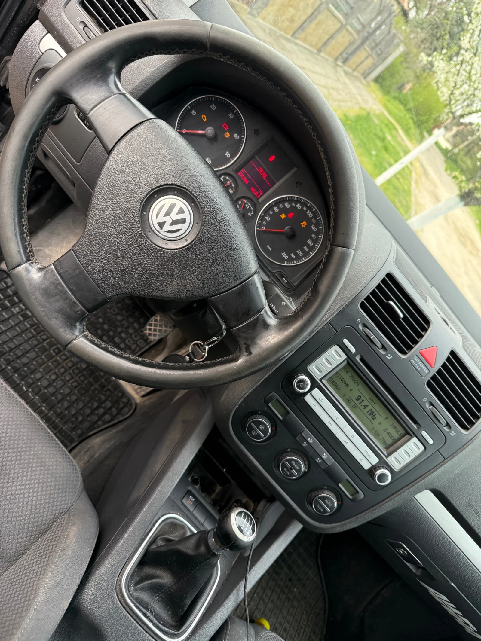 VW Golf, снимка 12 - Автомобили и джипове - 54207379