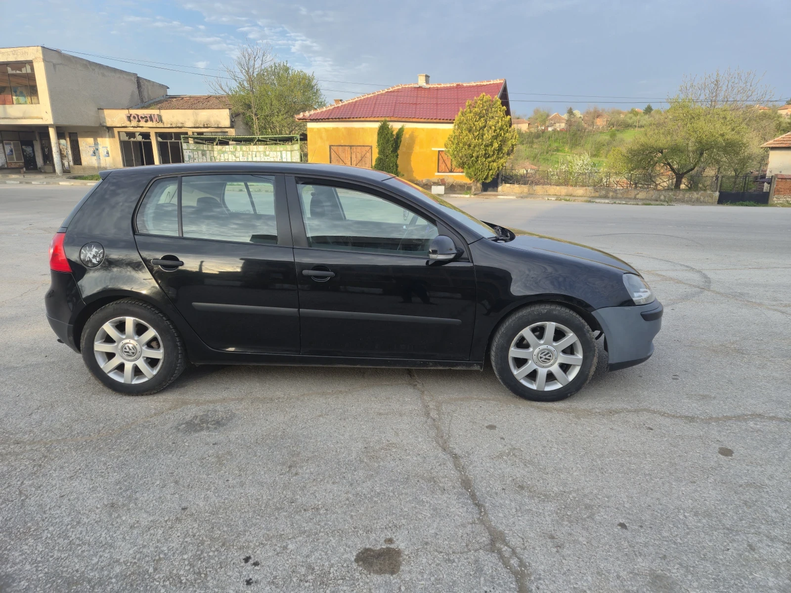 VW Golf, снимка 2 - Автомобили и джипове - 54207505