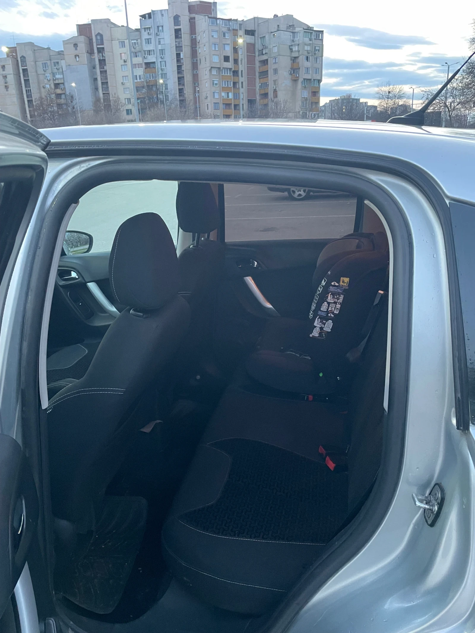 Citroen C3 1.1, снимка 10 - Автомобили и джипове - 54802435