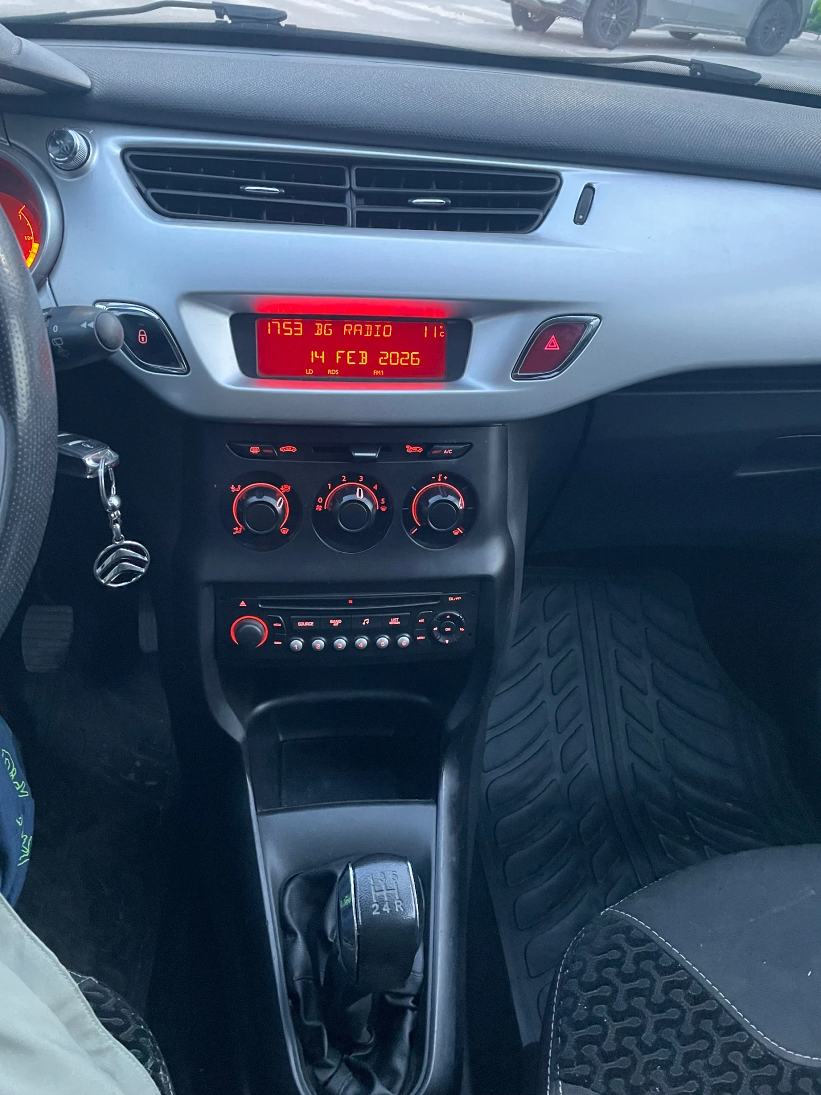 Citroen C3 1.1, снимка 8 - Автомобили и джипове - 54802435