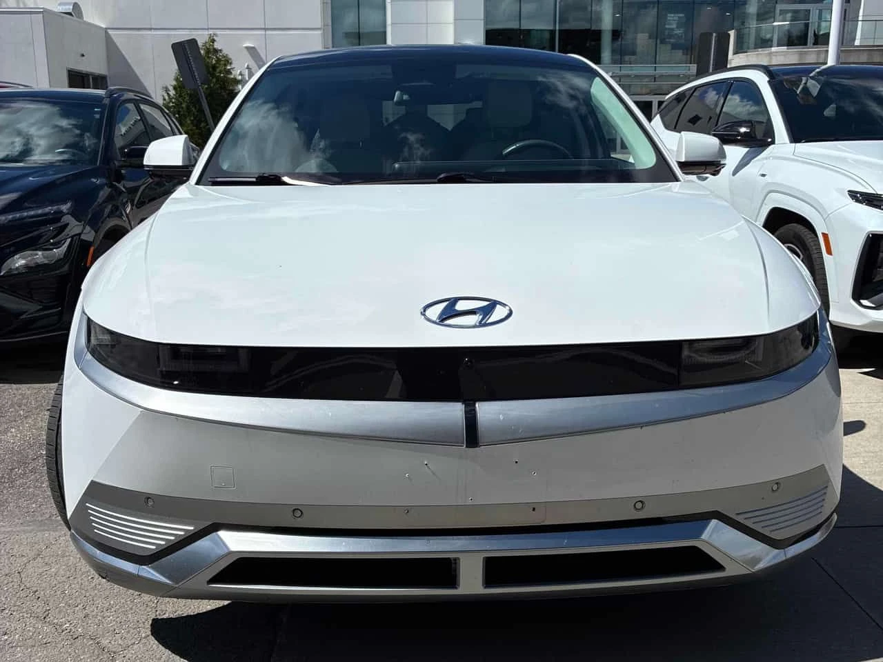 Hyundai Ioniq 5 * Preferred AWD Long Range w/Ultimate Pkg * CARFAX, снимка 2 - Автомобили и джипове - 54983944