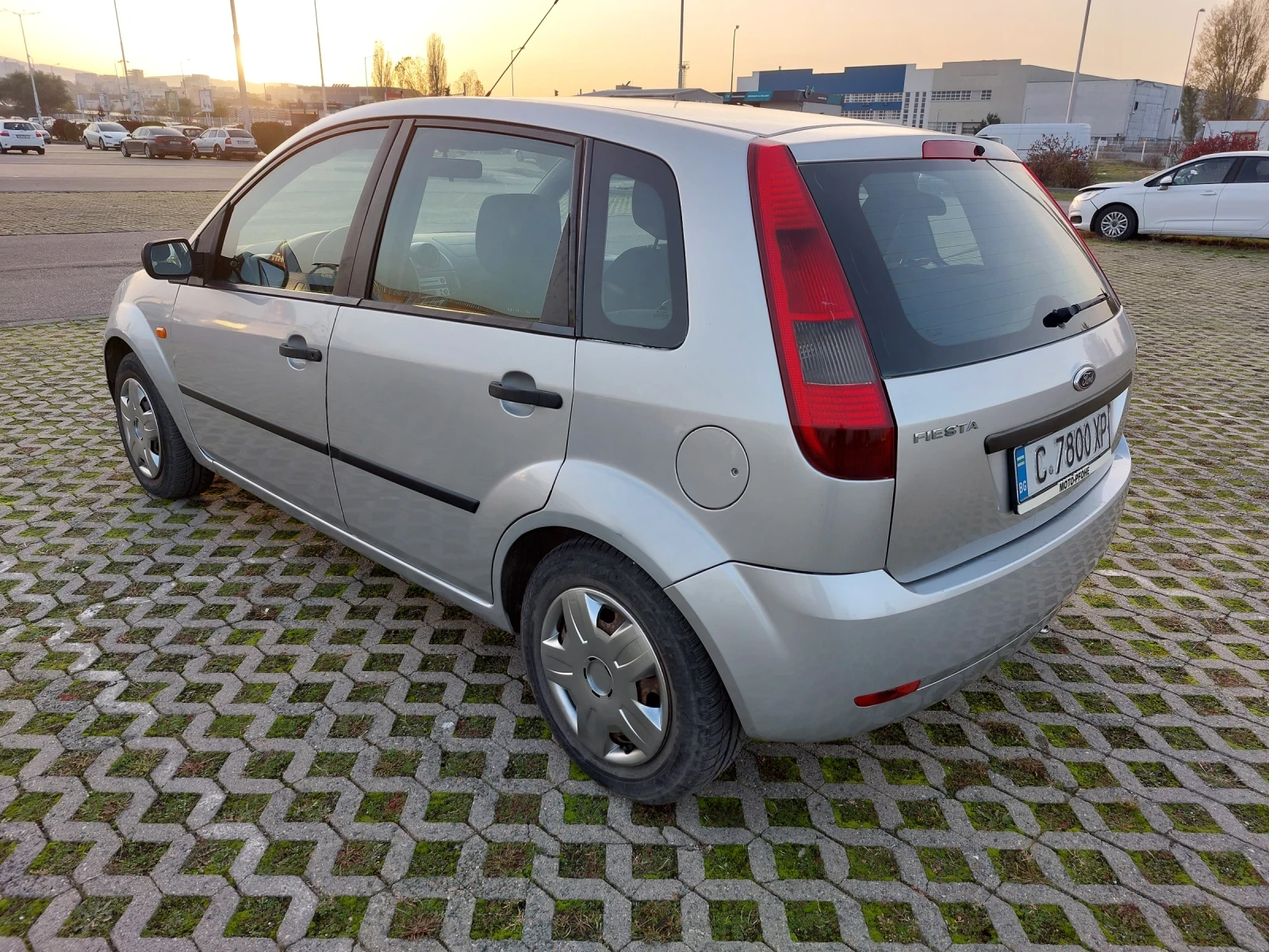 Ford Fiesta 1.4 TDCi, снимка 6 - Автомобили и джипове - 55023717