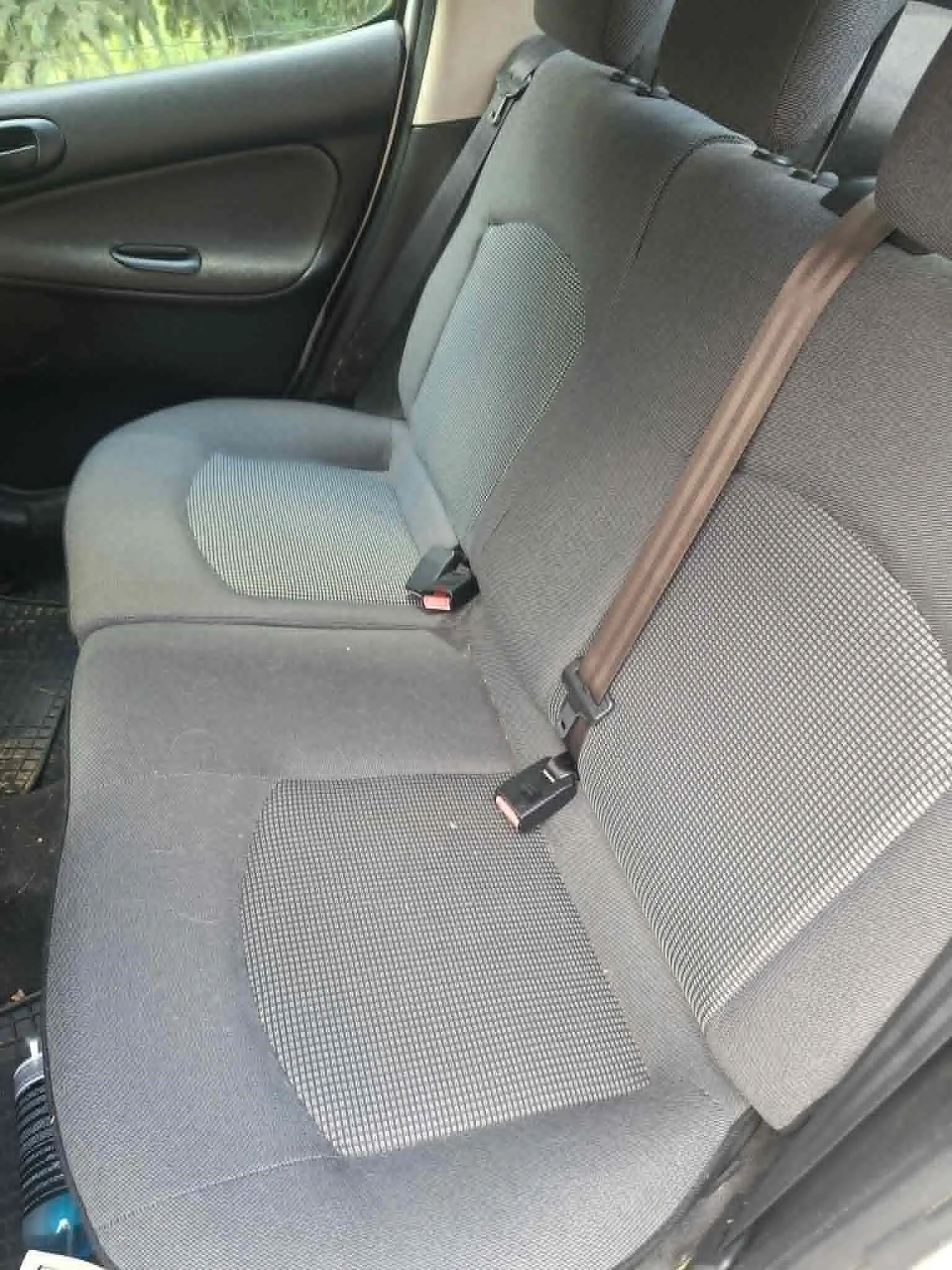 Peugeot 206, снимка 8 - Автомобили и джипове - 55191024