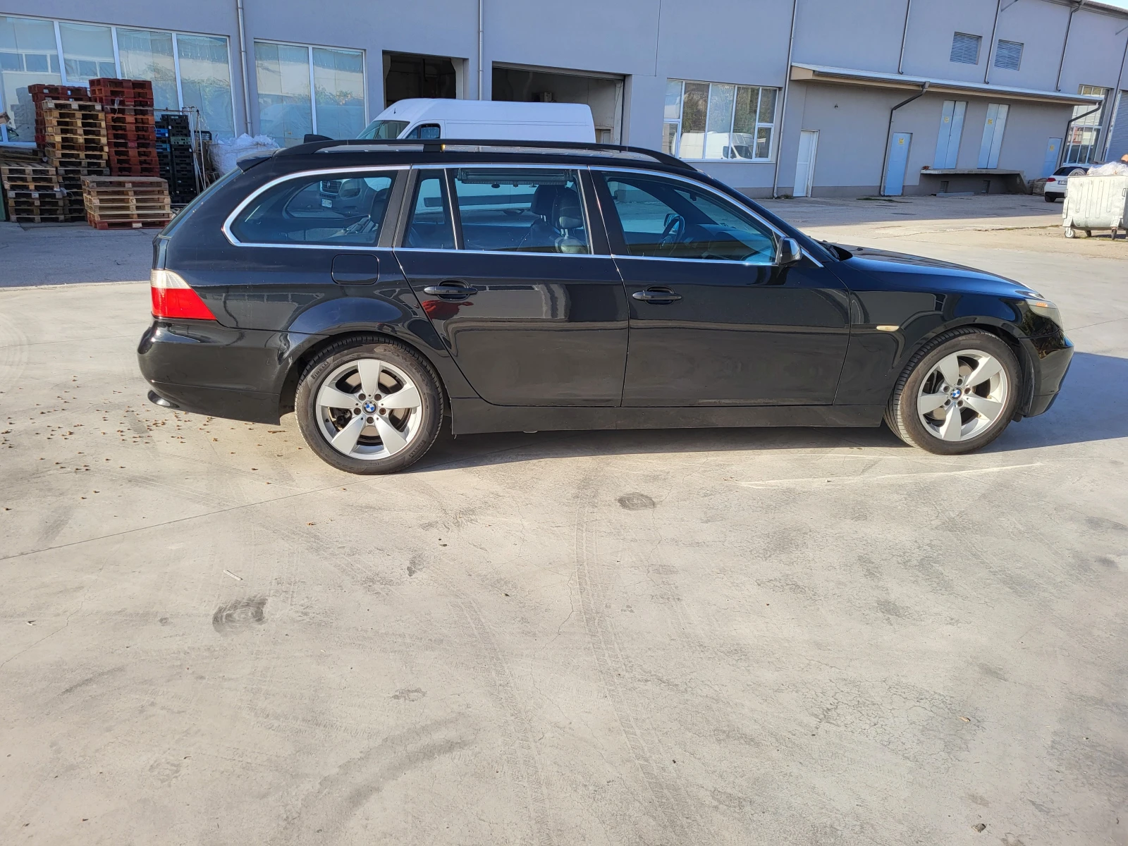 BMW 530, снимка 3 - Автомобили и джипове - 55686326