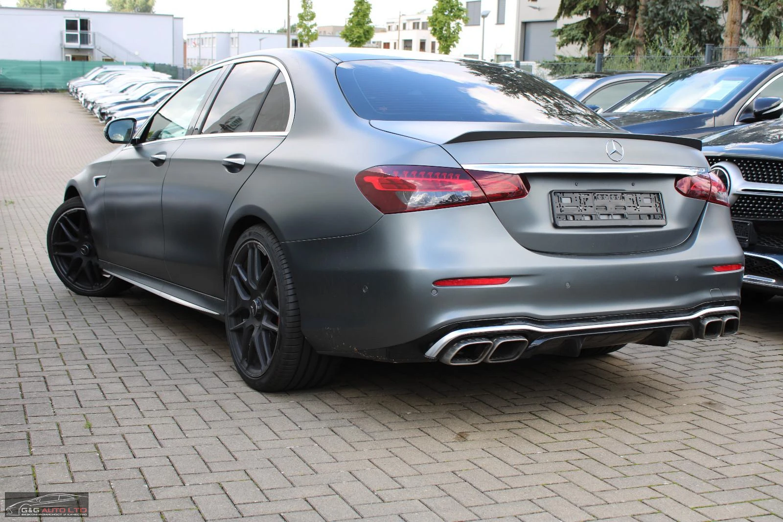 Mercedes-Benz E 63 AMG S/AMG/612HP/4M/360/HUD/MEMO/CPLAY/335h, снимка 2 - Автомобили и джипове - 56113844