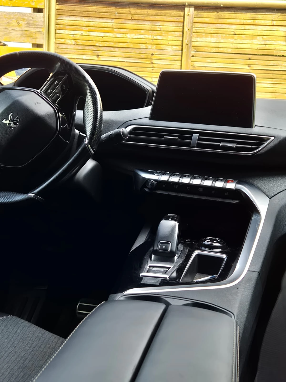 Peugeot 3008 GT Line 1.6 e-THP 165 EAT6, снимка 12 - Автомобили и джипове - 56168860