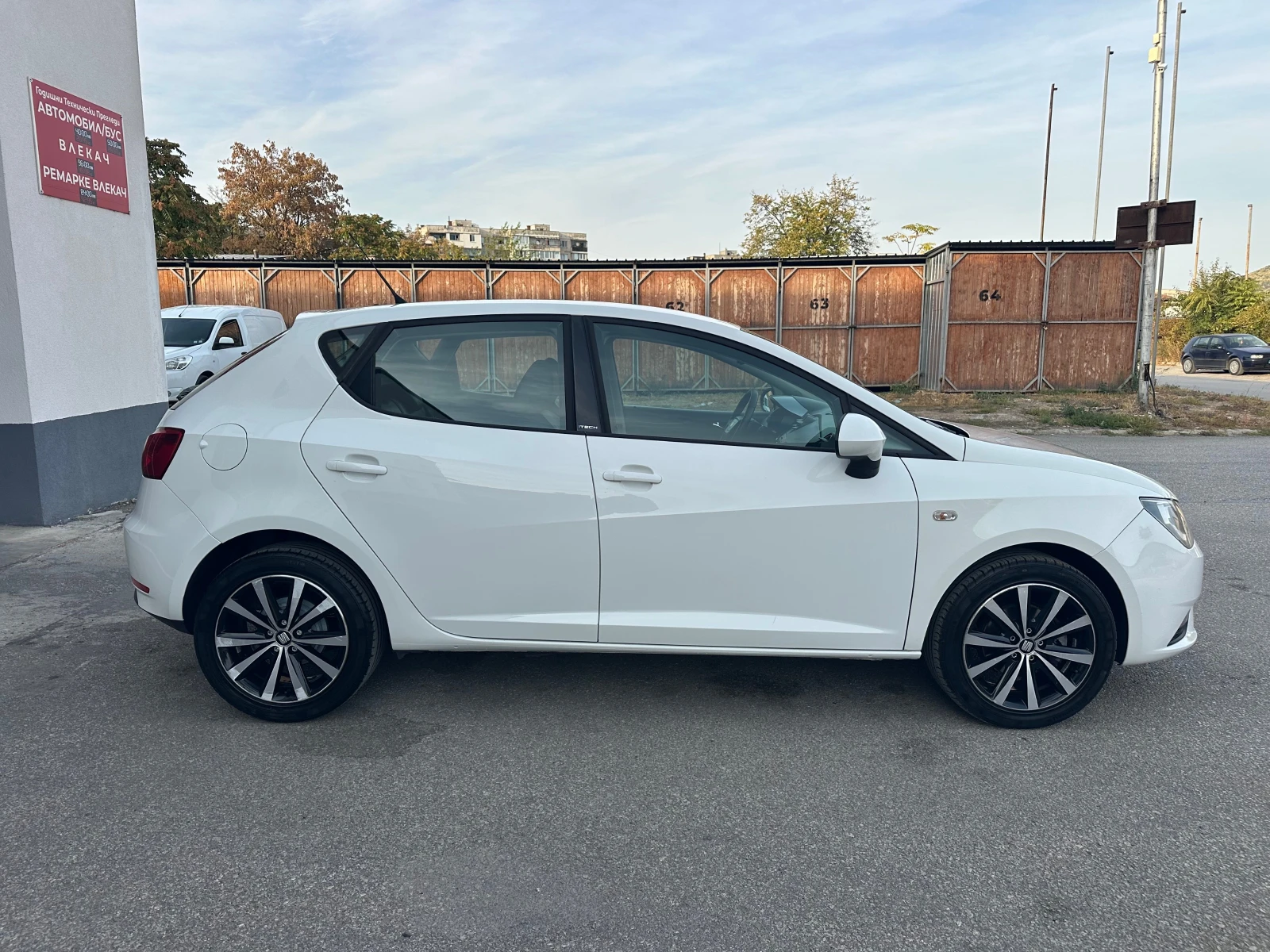Seat Ibiza 1.2i I-TECH Design Face Lift ������ | Mobile.bg � ����������� 8