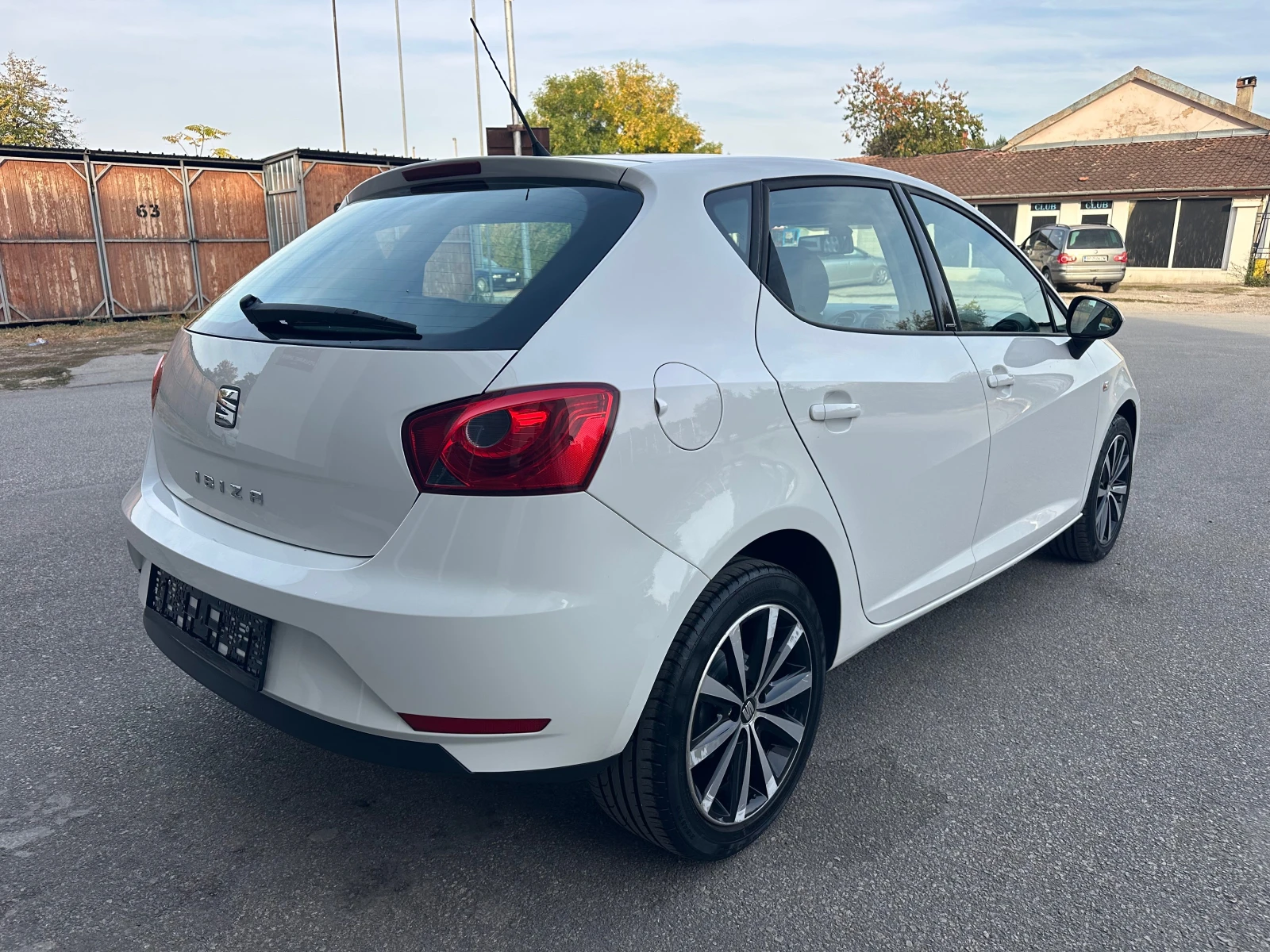 Seat Ibiza 1.2i I-TECH Design Face Lift ������ | Mobile.bg � ����������� 7