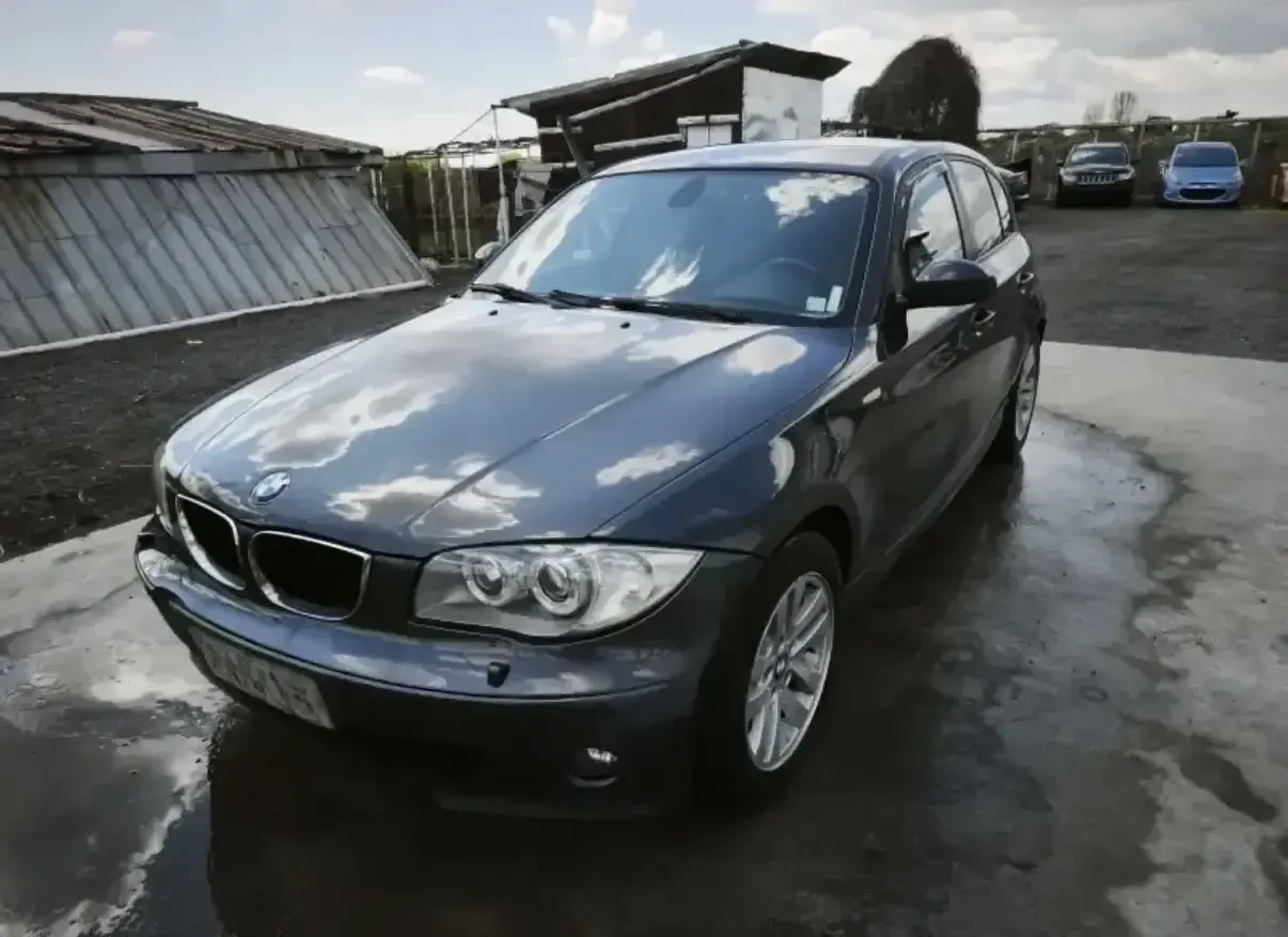 BMW 120
