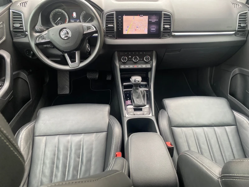 Skoda Karoq 2.0 TDI Style 4x4, снимка 8 - Автомобили и джипове - 48755876