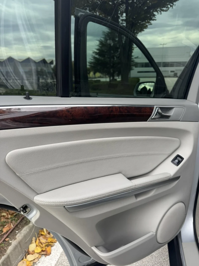 Mercedes-Benz ML 420 МЛ420, снимка 8 - Автомобили и джипове - 52486398