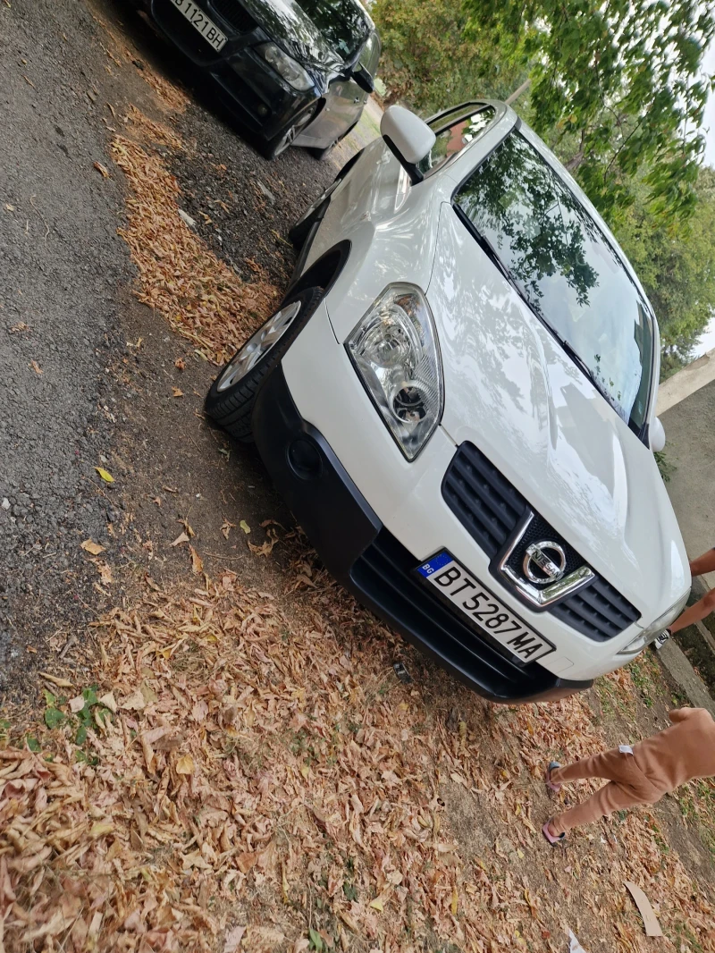 Nissan Qashqai, снимка 5 - Автомобили и джипове - 53575934