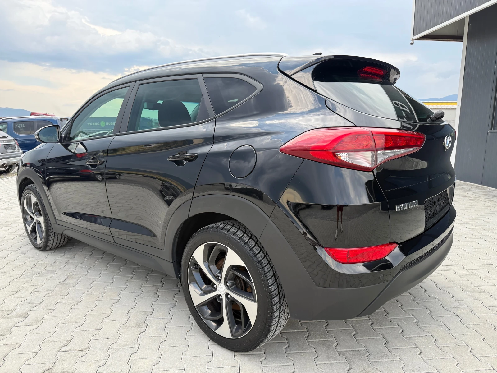 Hyundai Tucson 1.7 crdi 116 ks Собствен лизинг !!! - изображение 7