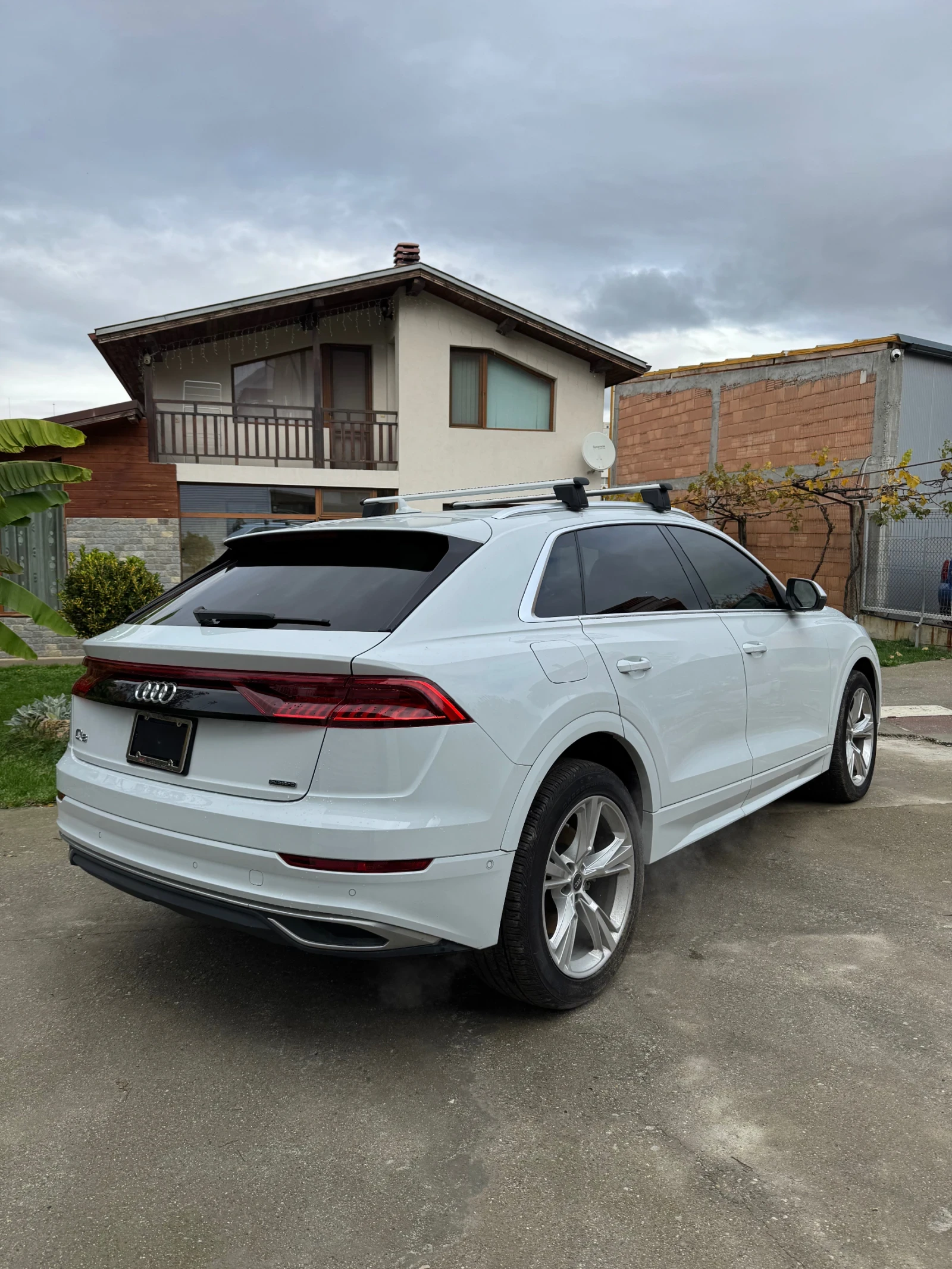 Audi Q8 55tfsi quattro  - изображение 4