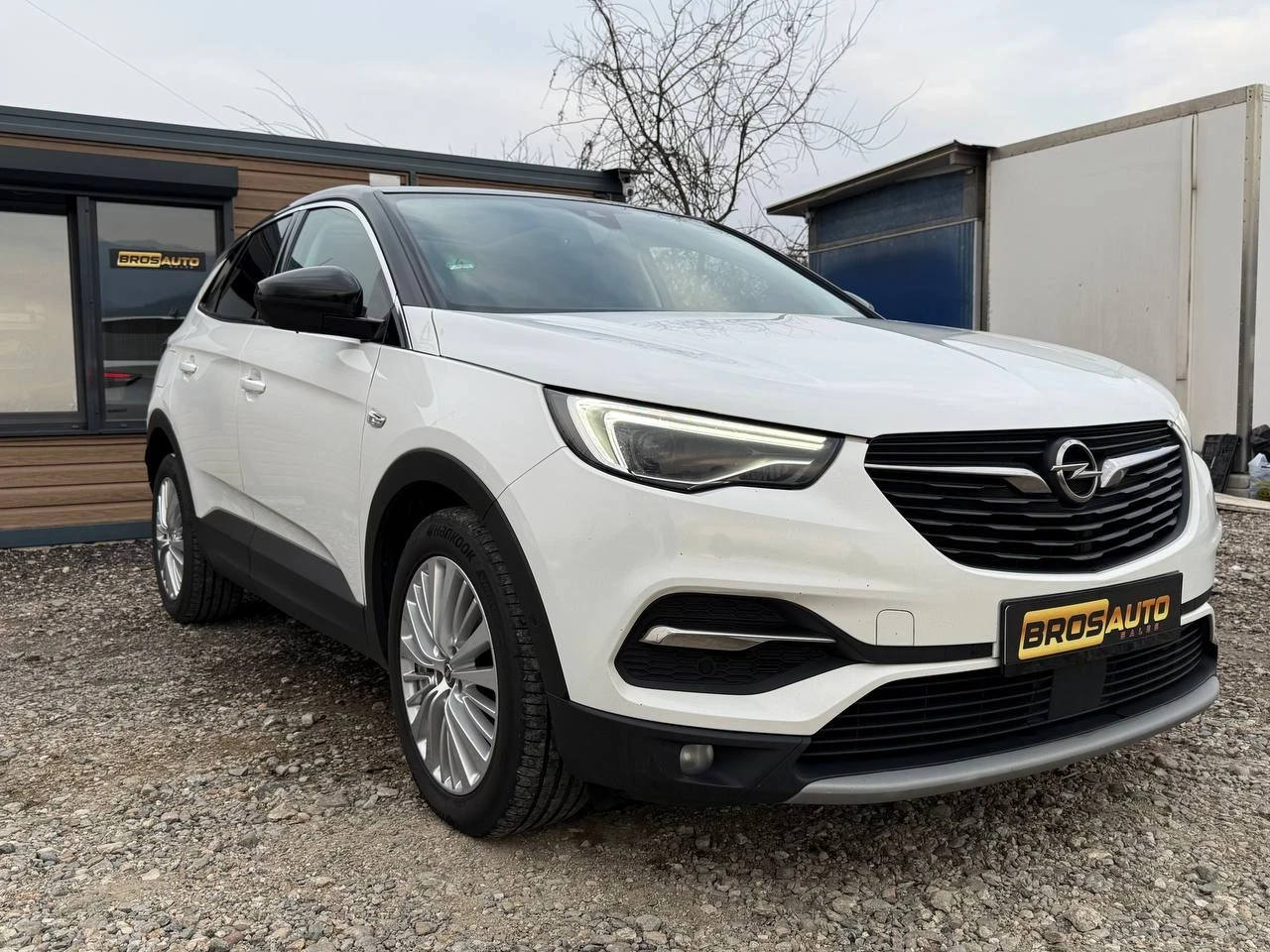 Opel Grandland X 2.0 DIESEL-PANORAMA-AUTOMATIC- FULL LED, снимка 2 - Автомобили и джипове - 53713727