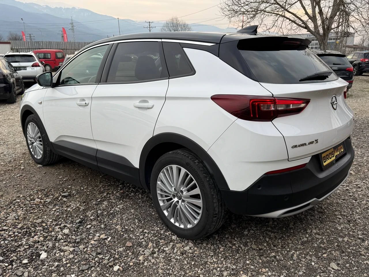 Opel Grandland X 2.0 DIESEL-PANORAMA-AUTOMATIC- FULL LED, снимка 5 - Автомобили и джипове - 53713727