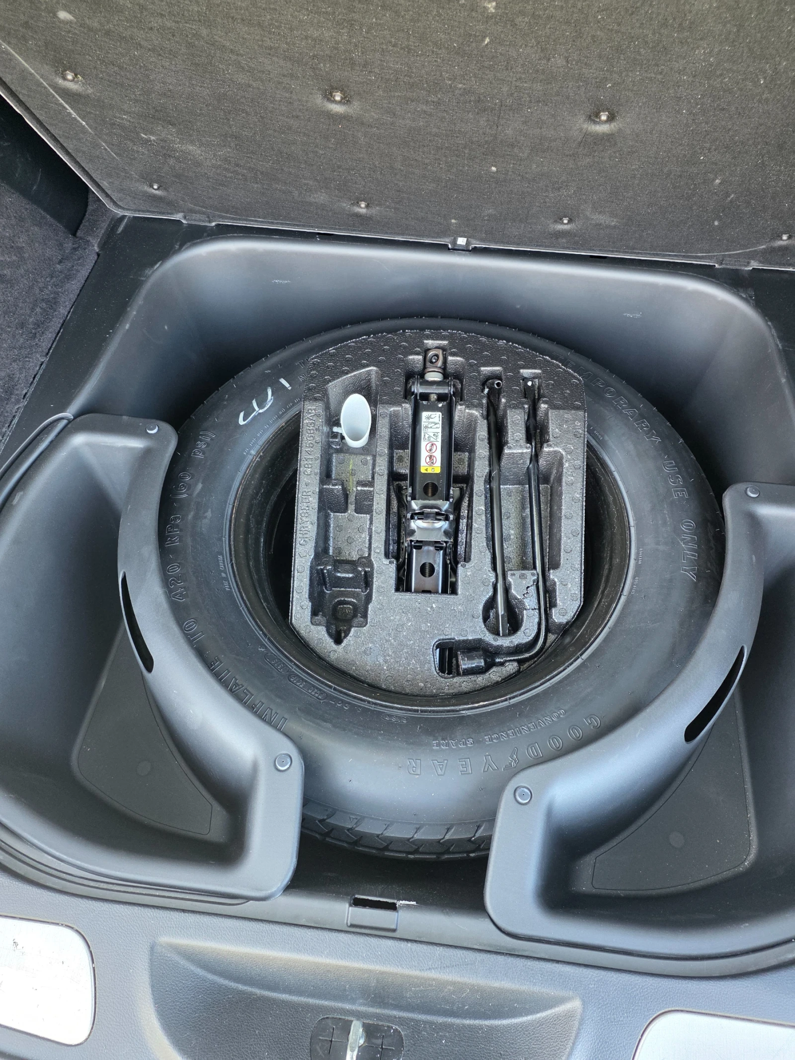 Jeep Grand cherokee 3.6 LIMITED, снимка 16 - Автомобили и джипове - 53818867