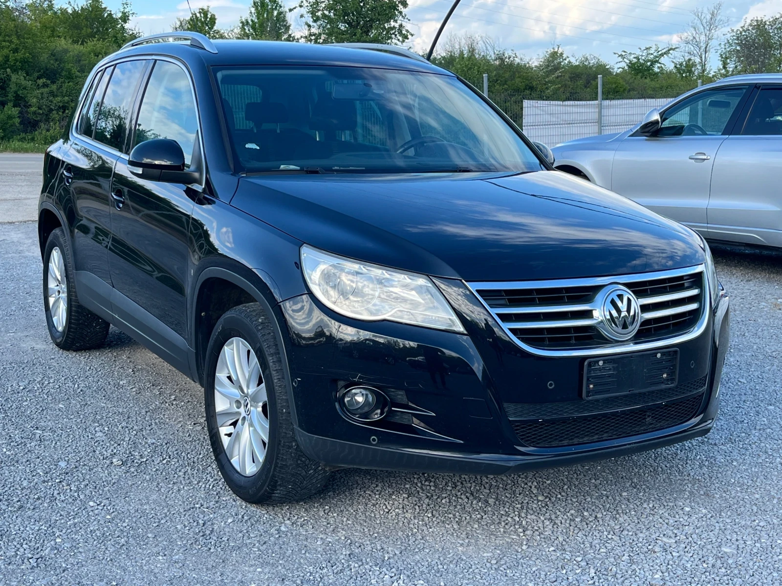 VW Tiguan 2.0 TDI 4motion, снимка 8 - Автомобили и джипове - 54397660