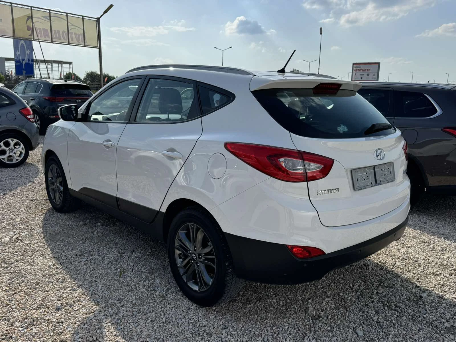 Hyundai IX35 1.6I, снимка 6 - Автомобили и джипове - 54510947