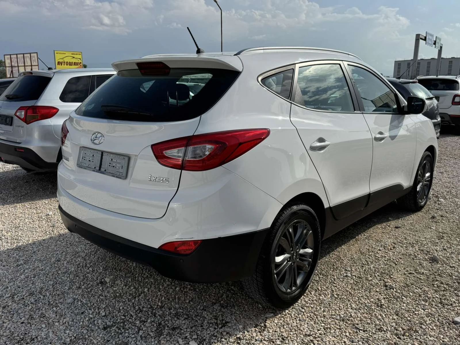 Hyundai IX35 1.6I, снимка 4 - Автомобили и джипове - 54510947