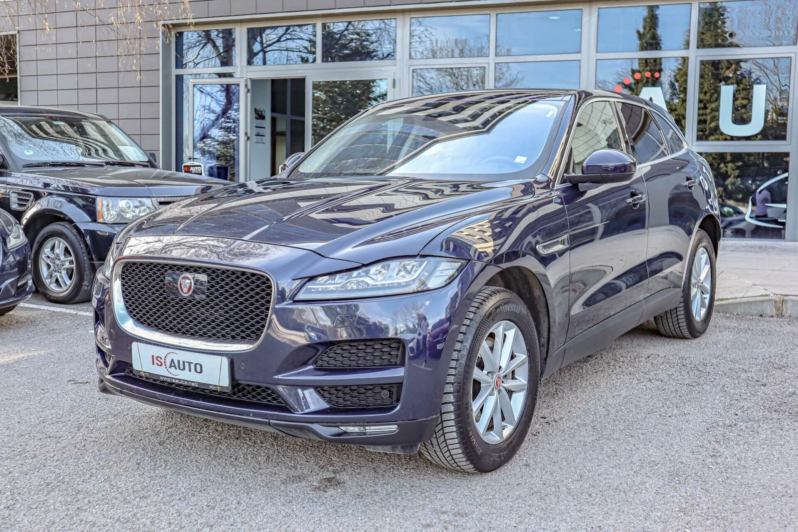 Jaguar F-PACE 3.0d/Virtual/HuD/Камера/Панорама/Меридиан/Lane Ass, снимка 2 - Автомобили и джипове - 55678247
