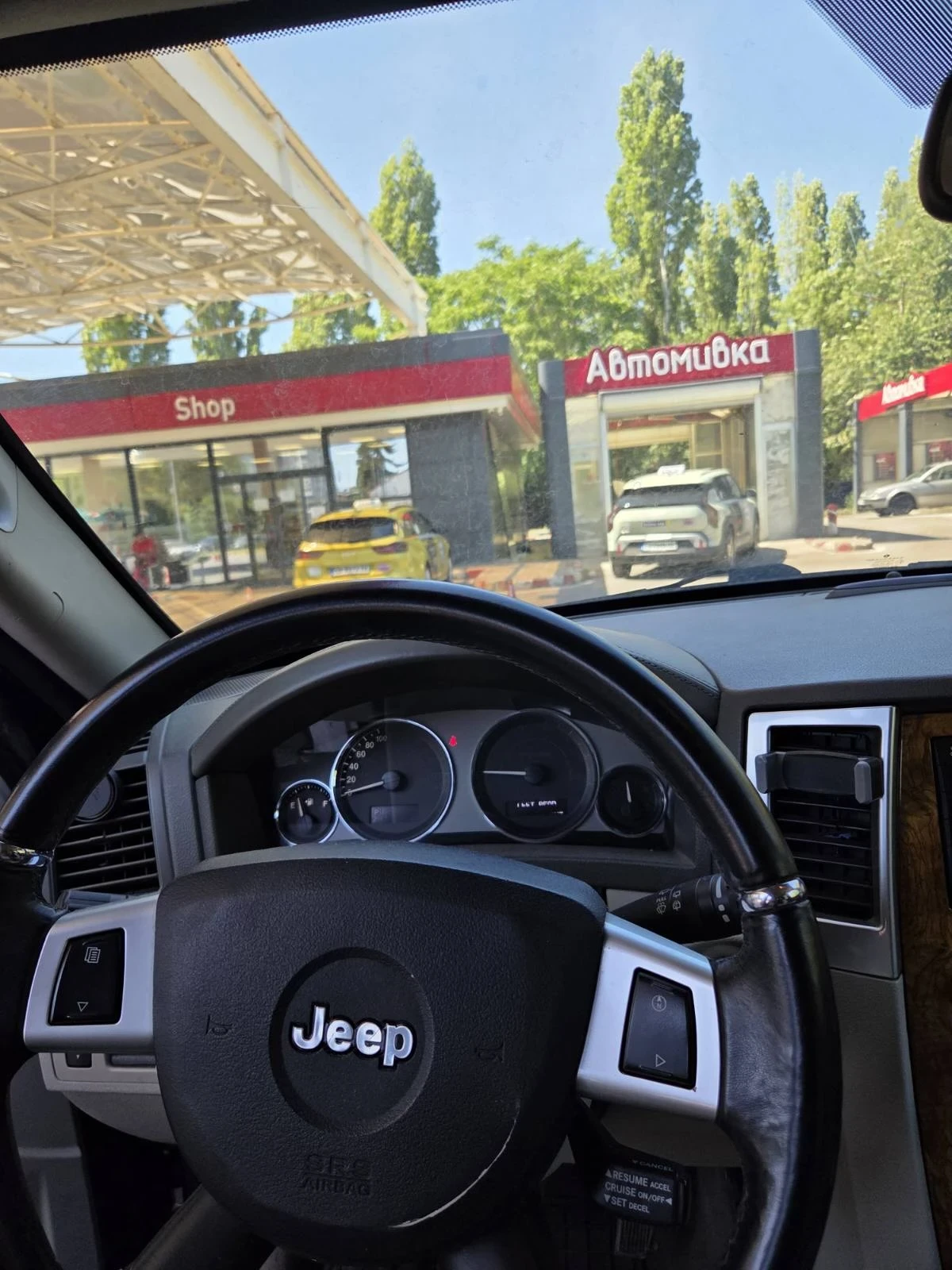 Jeep Grand cherokee, снимка 10 - Автомобили и джипове - 55903050