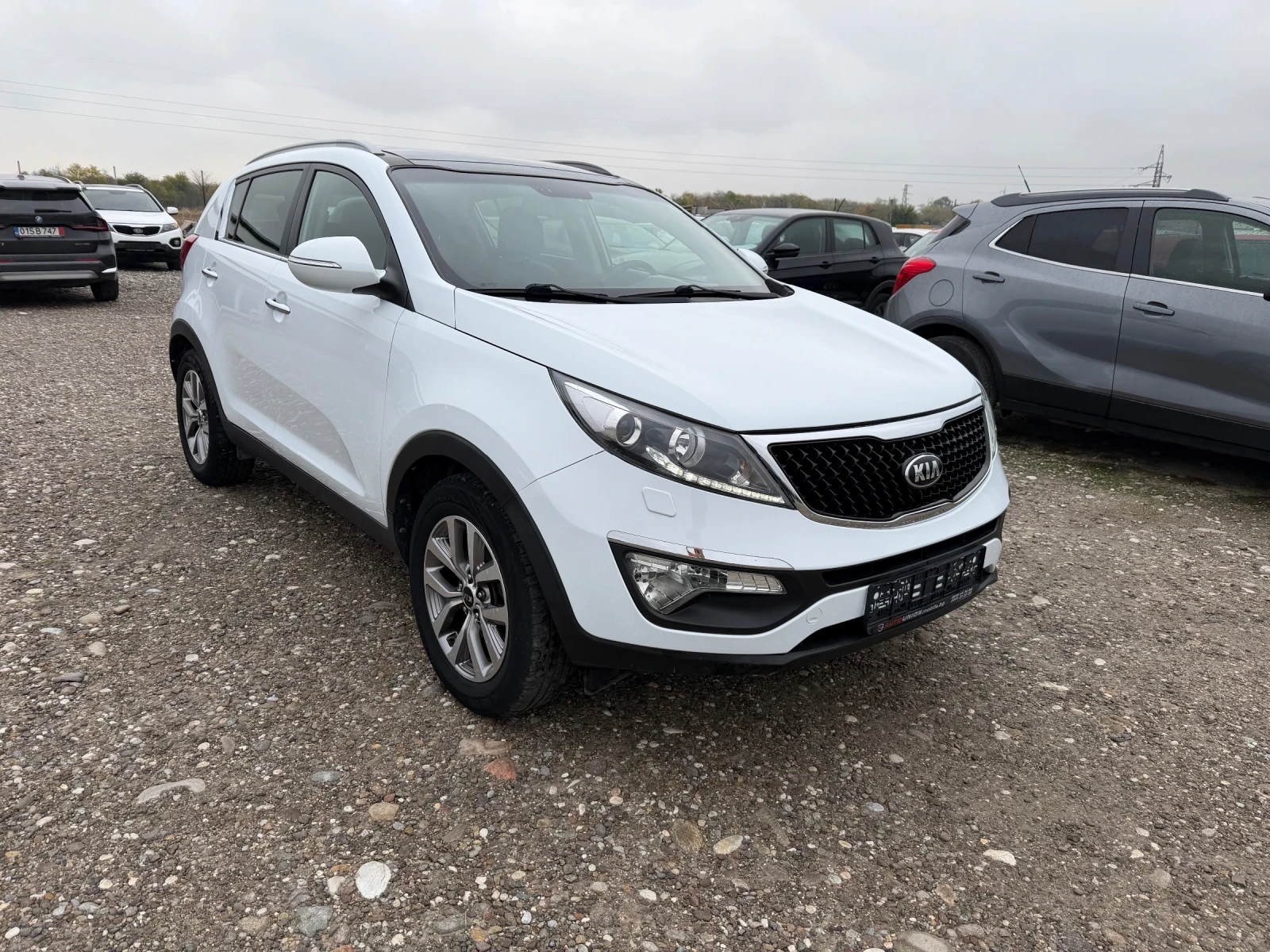 Kia Sportage 1.6  ГАЗ(КАТО НОВА), снимка 3 - Автомобили и джипове - 56738791