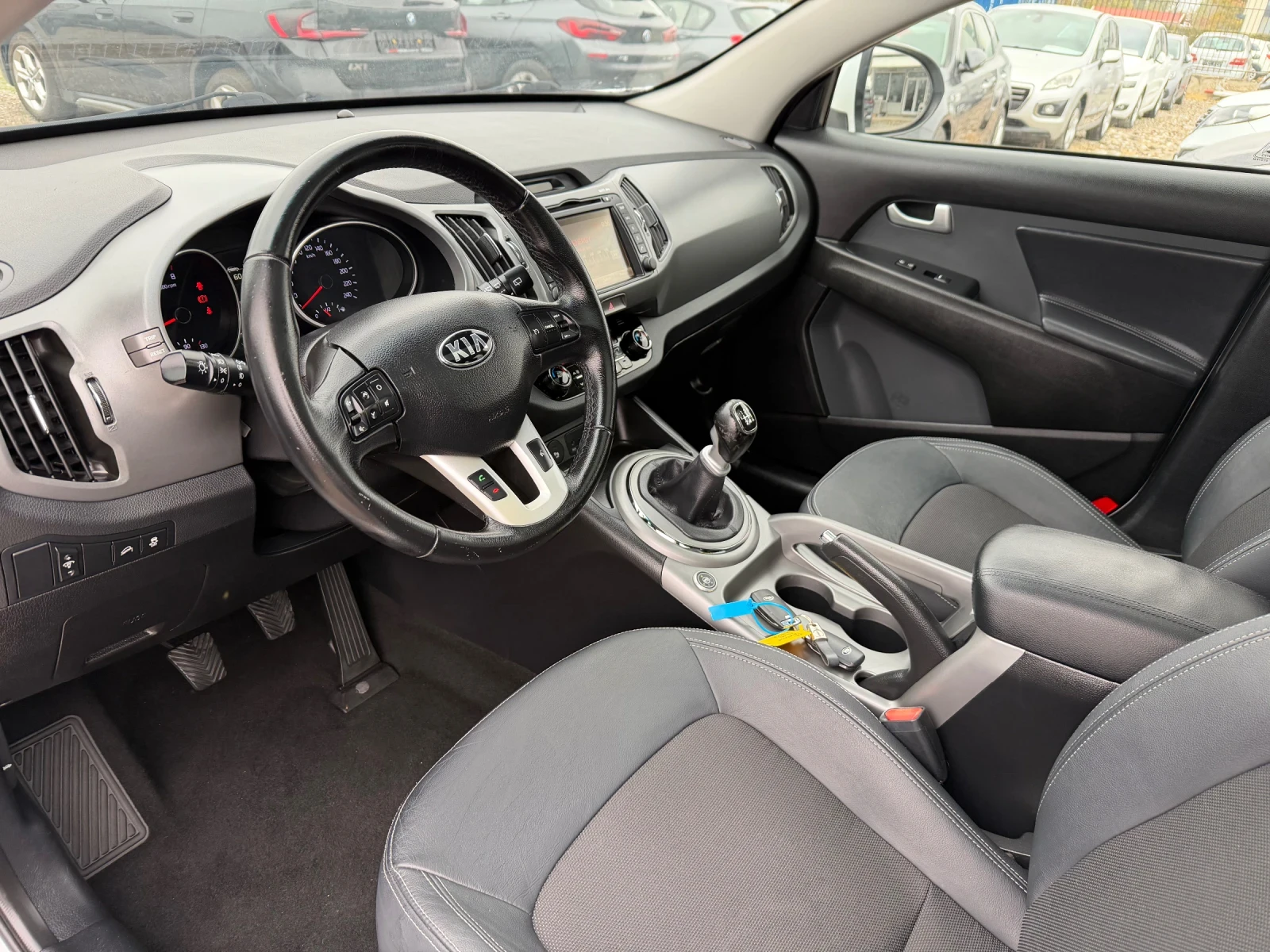 Kia Sportage 1.6  ГАЗ(КАТО НОВА), снимка 10 - Автомобили и джипове - 56738791