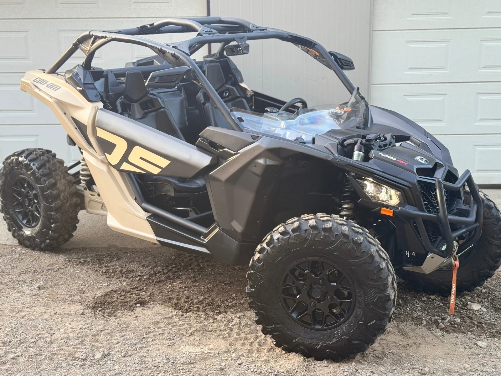 Can-Am Maverick X3 TURBO RR БАРТЕР/ЛИЗИНГ, снимка 1