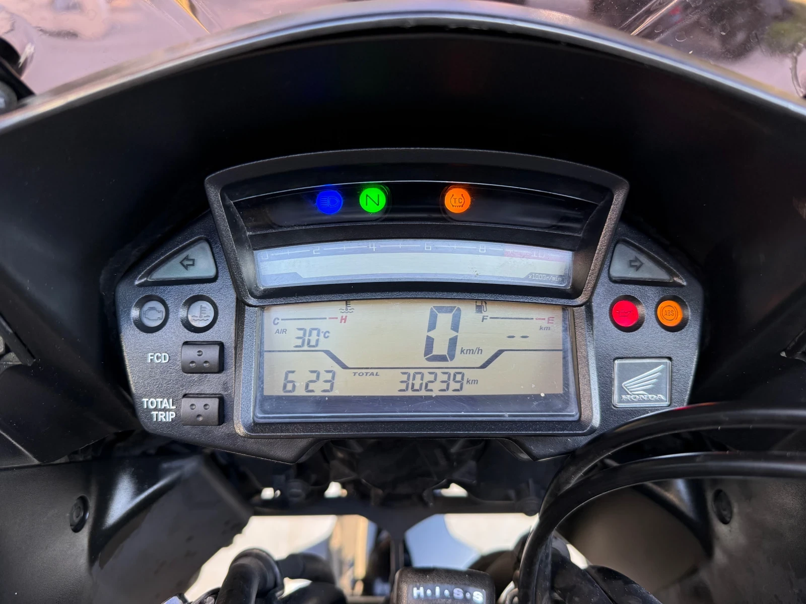 Honda Vfr 2broq TC / ABS 1200 2013 | Mobile.bg   12