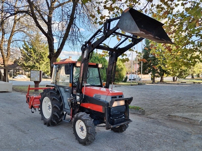 Трактор Kubota  GL19 19к.с. 4WD с фреза ДЖЕЙ ТРЕЙДИНГ, снимка 8 - Селскостопанска техника - 46610852