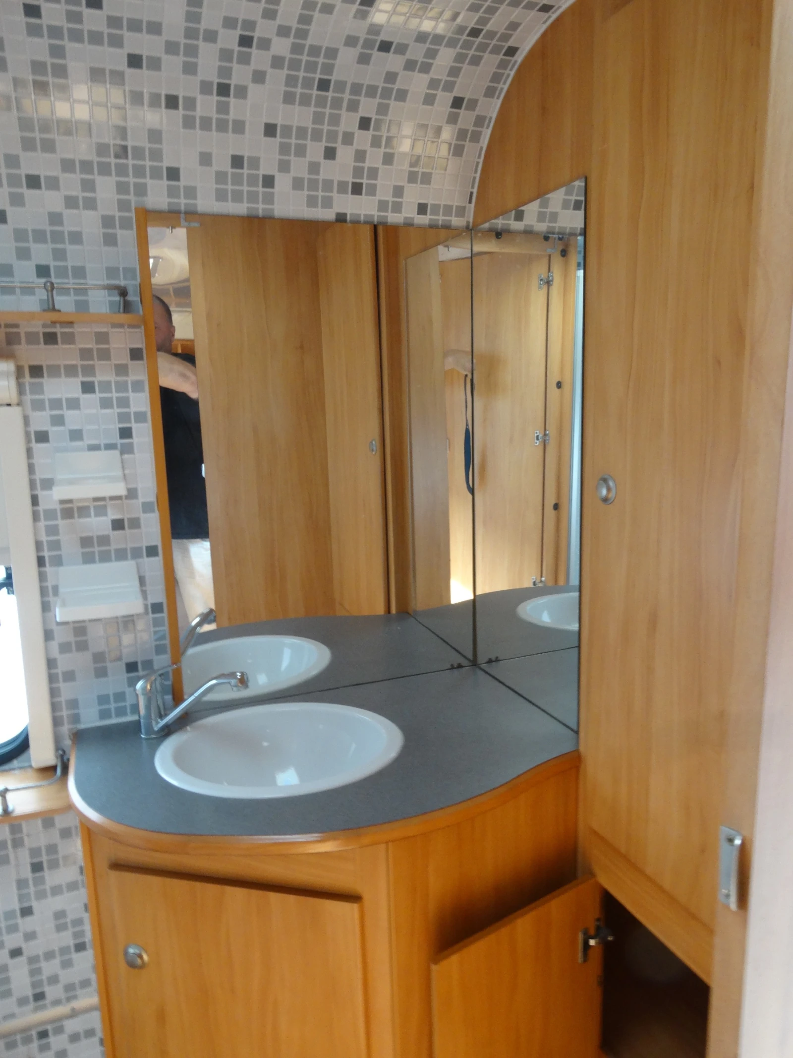  Adria ADIVA 502 | Mobile.bg   14