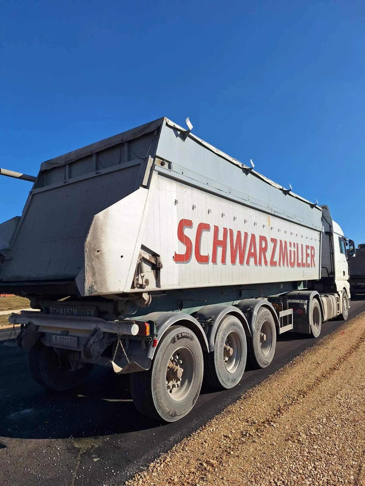 Полуремарке Schwarzmuller, снимка 13 - Ремаркета - 56484599