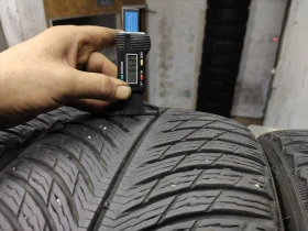 Гуми Зимни 225/40R19, снимка 5