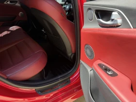 Kia Stinger 3.3 Turbo AWD GT2, снимка 14