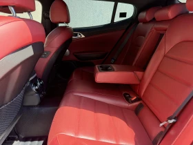 Kia Stinger 3.3 Turbo AWD GT2, снимка 11