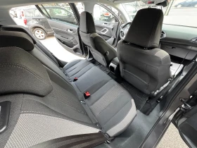 Peugeot 308 1.2I НОВ ВНОС , снимка 11