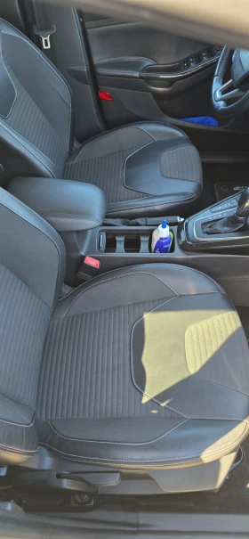 Ford Focus 1.5 TDCI-AUTOMATIC, снимка 16