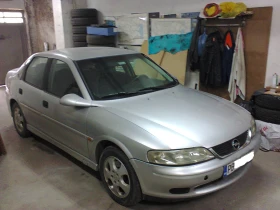 Opel Vectra 2.0 TD-82-коня* KLIMATIK* , снимка 1