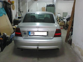 Opel Vectra 2.0 TD-82-коня* KLIMATIK* , снимка 2