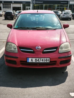 Nissan Almera tino 