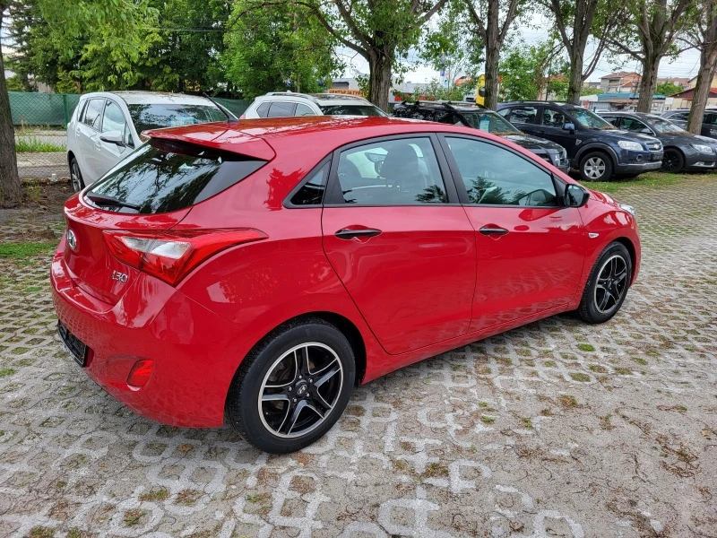 Hyundai I30 1.4i, снимка 4 - Автомобили и джипове - 45669543